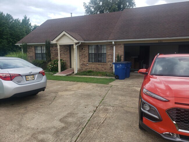 Foto del edificio - 5311 Southbranch Cove