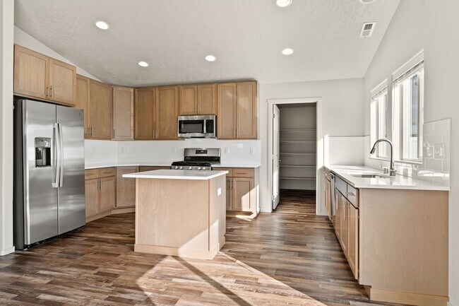 Foto del edificio - Luxury 3 Bed, 2 Bath Rancher in Spokane Va...
