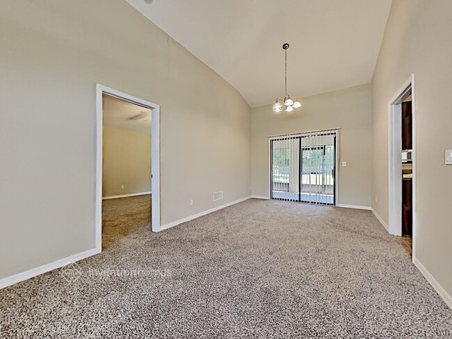 Building Photo - 111 Glen Abbey Ln
