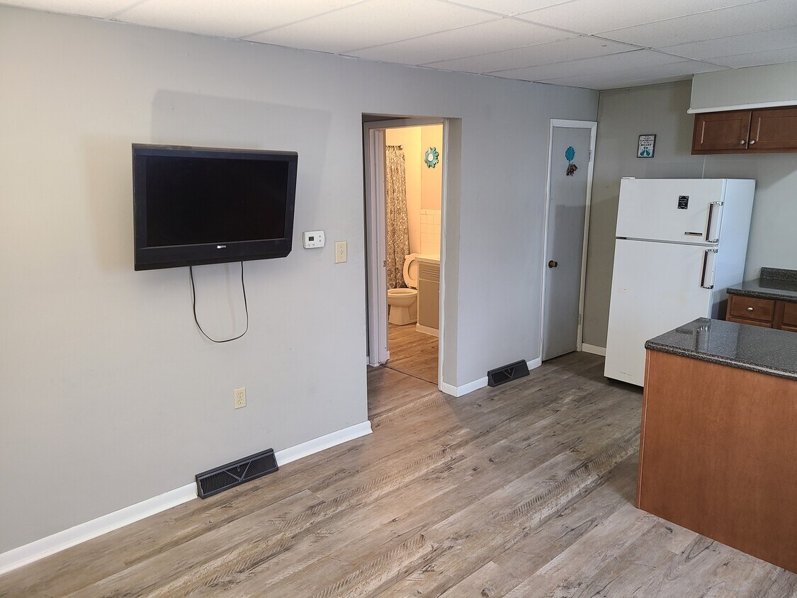 Foto principal - 1202 E 30th St