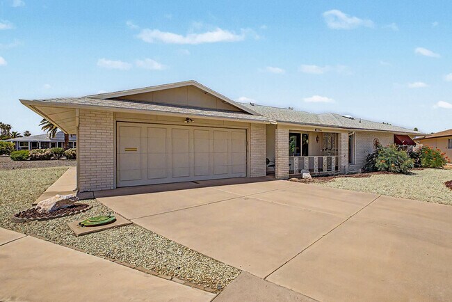 Building Photo - 13222 W Kodiak Dr