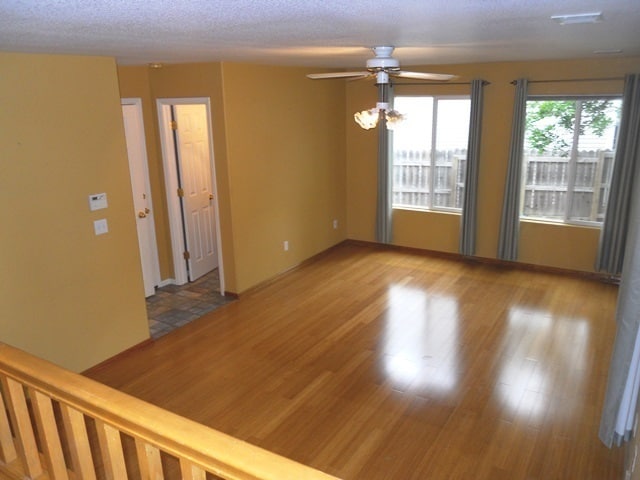 Building Photo - Three Bedroom Home in Wolf Creek, near Fox...