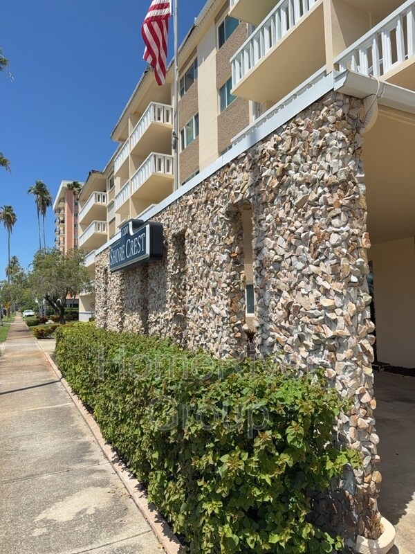 Foto del edificio - 1200 N Shore Dr NE
