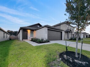 Building Photo - 31449 Moore Rd