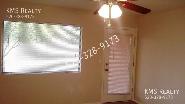 Building Photo - 4 bedroom 2 baths House - Owner/Agent