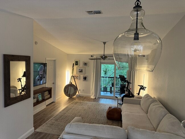 Photo - 5 Arbor Club Dr Apartment