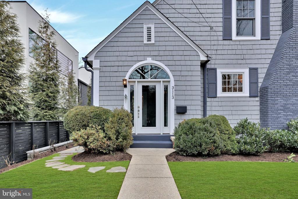Foto principal - 3113 44th St NW