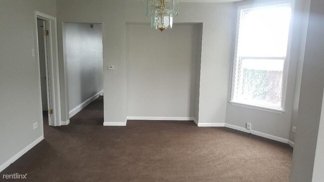 Building Photo - 2 br, 1 bath Apartment - 6611 S Peoria St