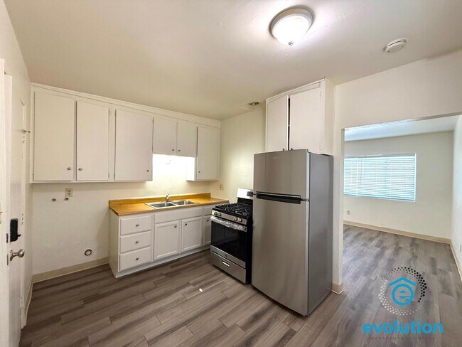 Foto del edificio - 10323 Park Ave