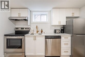 Building Photo - 40 Delaware Ave