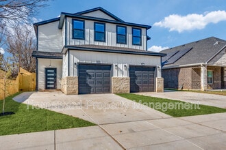 Building Photo - 825 Stamps Ave