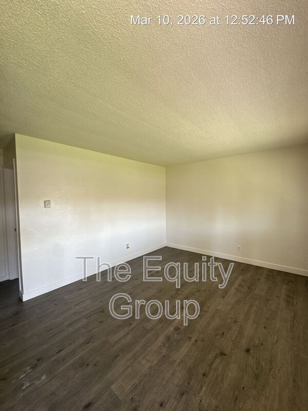 Foto del edificio - 352 S Blackstone St