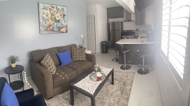 Foto del edificio - 12537 Chanute St