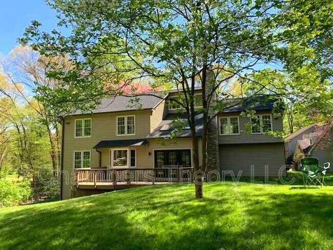 Building Photo - 4806 Bentonbrook Dr
