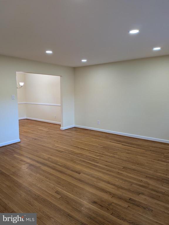 Foto del edificio - 4808 Mori Dr