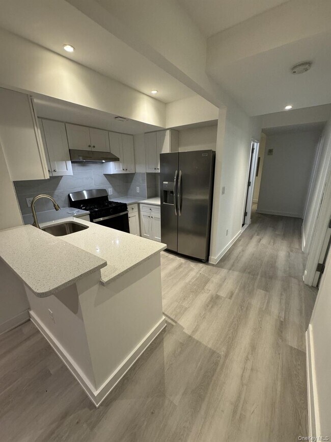 Foto del edificio - 42-35 Main St