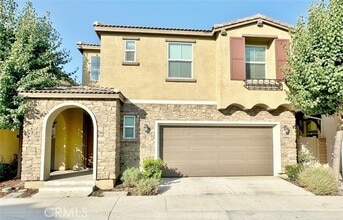 Building Photo - 42685 Azure St