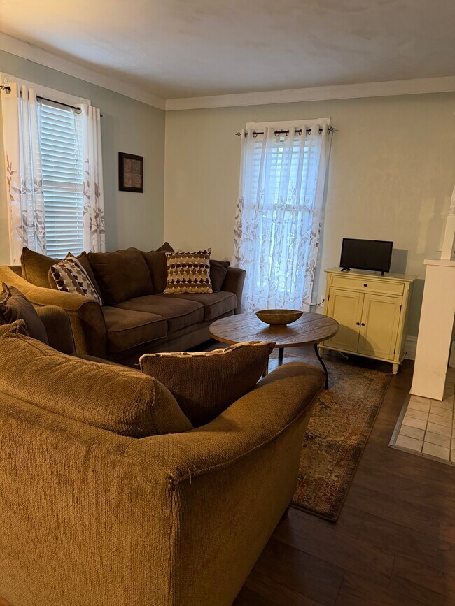 Foto del edificio - 313 Mill St