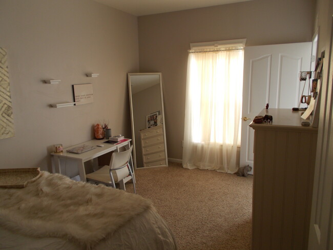 One bedroom apt. bedroom - 1126 Bertrand St