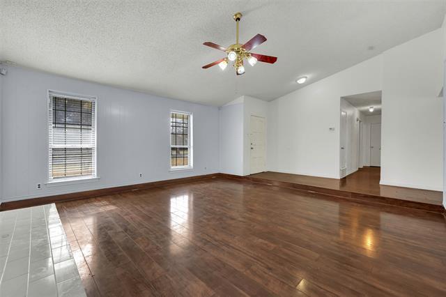 Foto del edificio - 1809 Trowbridge St