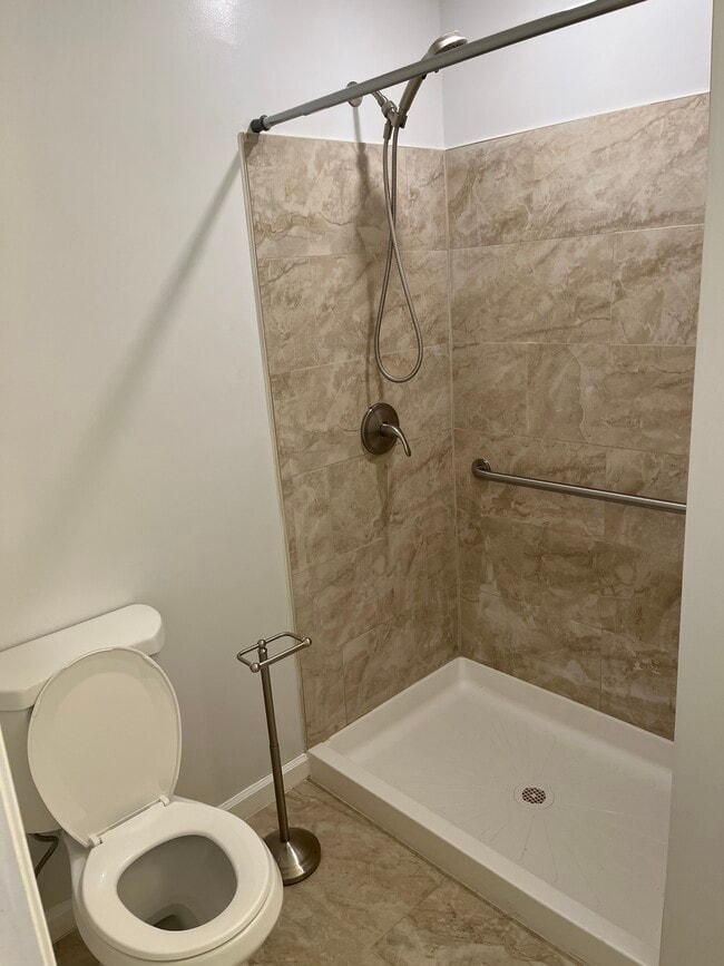 6 Alliston Hollow Ct, Gaithersburg, MD 20879 House Rental in