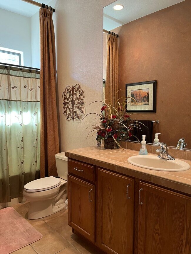 Foto del edificio - WINTER VACATION RENTAL-2 bedroom/2 bath