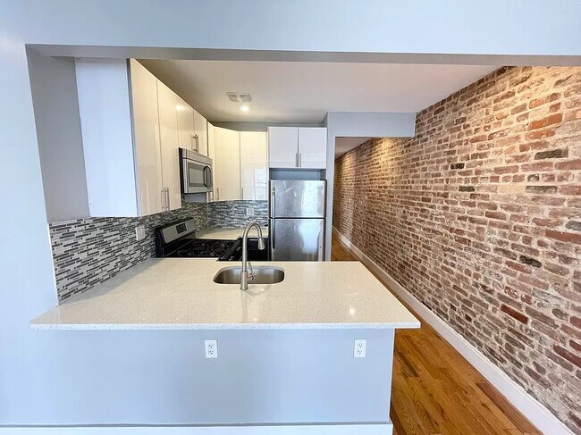 Building Photo - 56 Fort Washington Ave