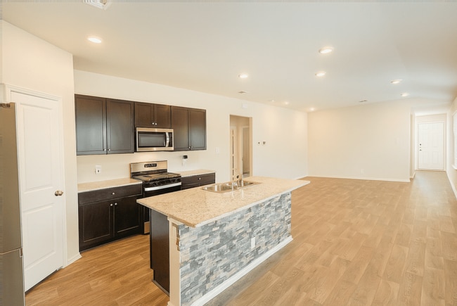 Building Photo - 10511 Pomme