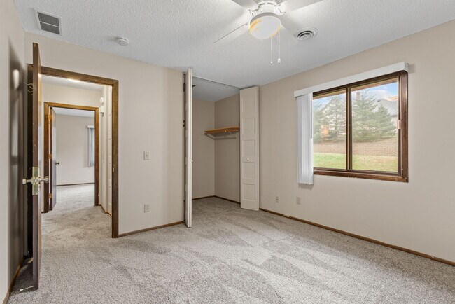 Foto del edificio - Griffin Court Apartments