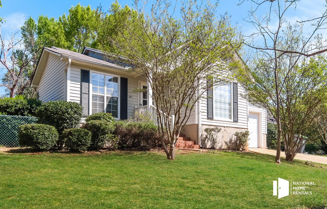 Foto principal - 241 Rolling Rock Rd