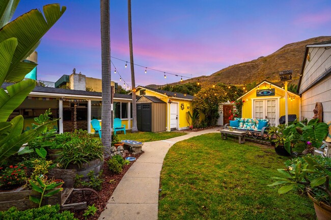 Foto del edificio - Hawaiian Beach Style Home in the Solimar B...