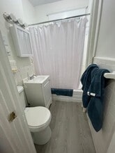 Building Photo - 67 Woodstock Ave