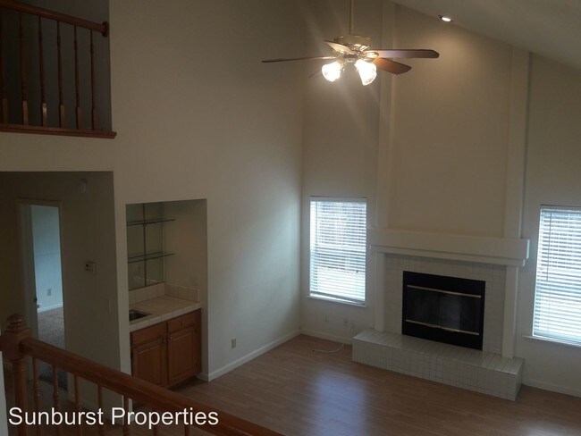 Building Photo - 4 br, 3 bath House - 2228 Longview Drive