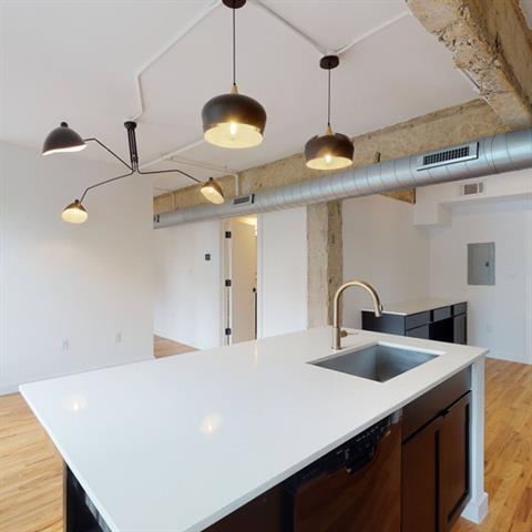 Building Photo - 3721 N Hall St