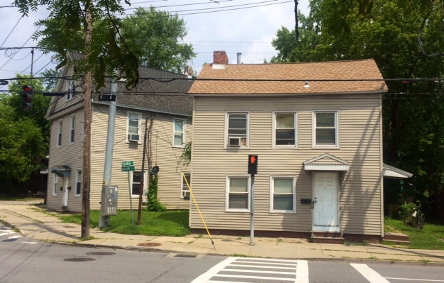 Building Photo - 2 Sacandaga Rd