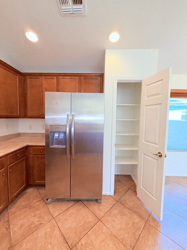 Foto del edificio - 11793 W Barley Dr