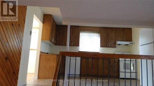 Building Photo - 22 Springhead Gardens