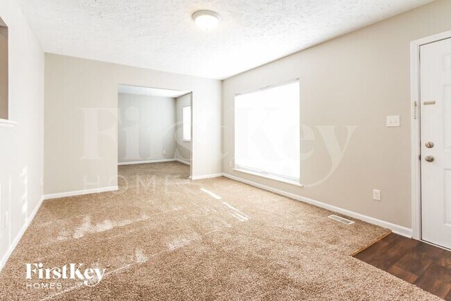 Foto del edificio - 955 Ridgewood Dr