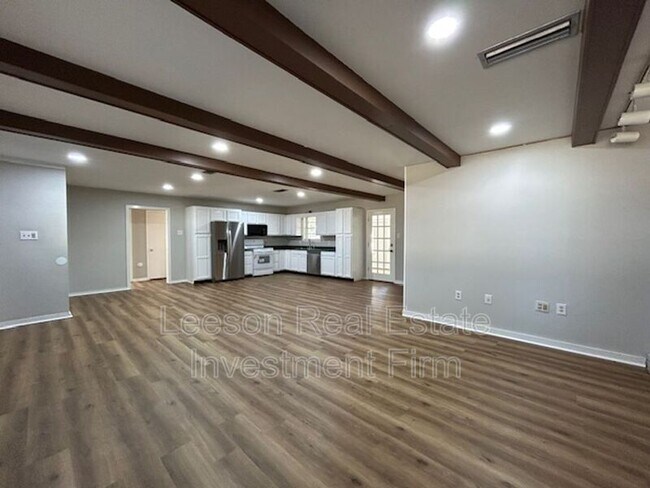 Building Photo - 2914 Bolch St