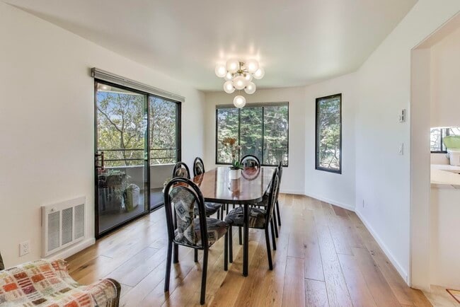 Building Photo - 208 N Lake Merced Hills
