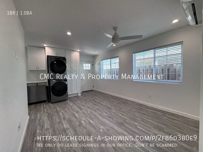 Building Photo - 4815 Oliva-
