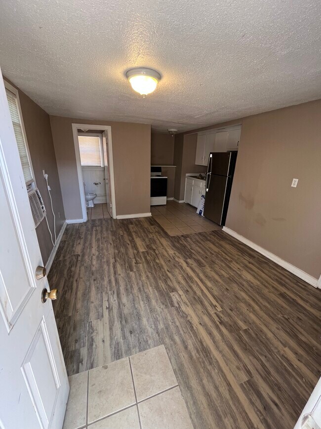 Foto del edificio - 2402 29th St