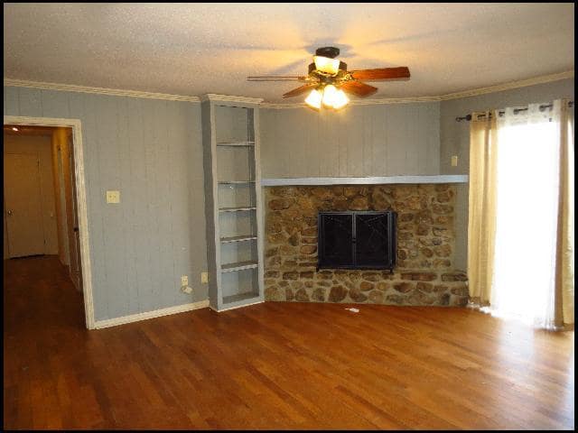 Foto del edificio - 12124 Shawnee Forest Dr