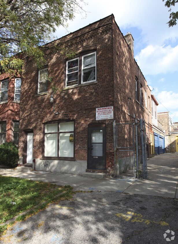 Foto del edificio - 7053 N Ravenswood Ave