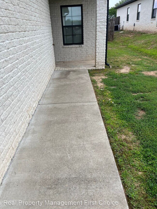 Building Photo - 3 br, 2 bath House - 9712 Haven Blvd Lot 8...