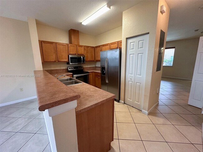Foto del edificio - 12010 SW 268th St