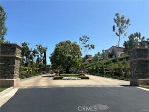 Building Photo - 9 Veroli Ct
