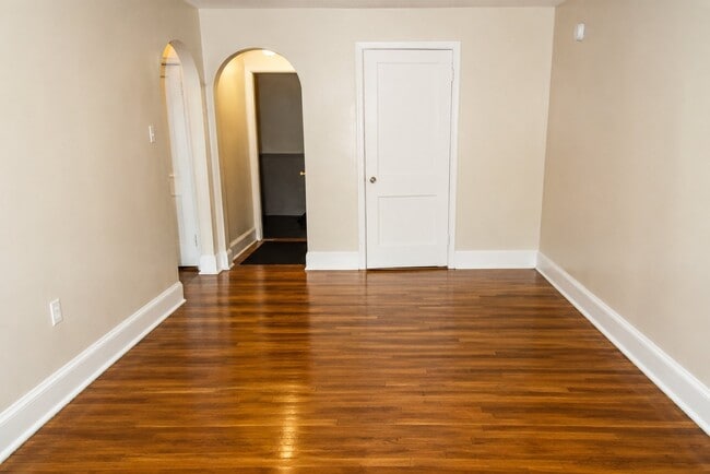 Photo - 360 E Tulpehocken St (Philadelphia, PA) Apartment