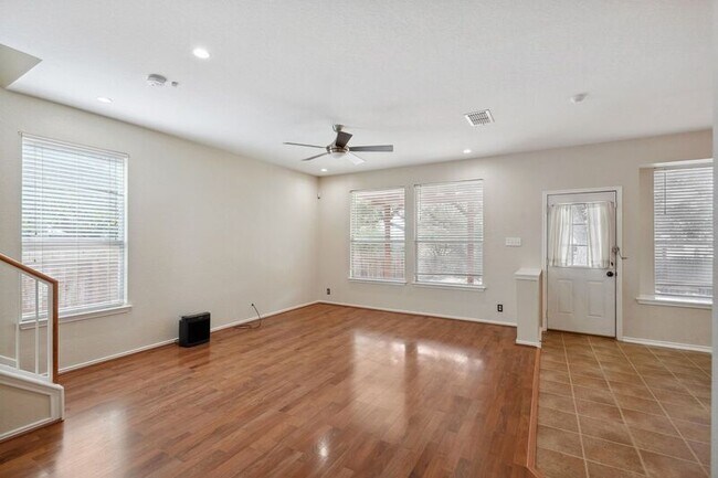 Building Photo - 5403 Argyle Way