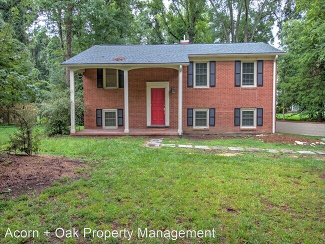 Foto del edificio - 4 br, 2 bath House - 1305 W Main Street